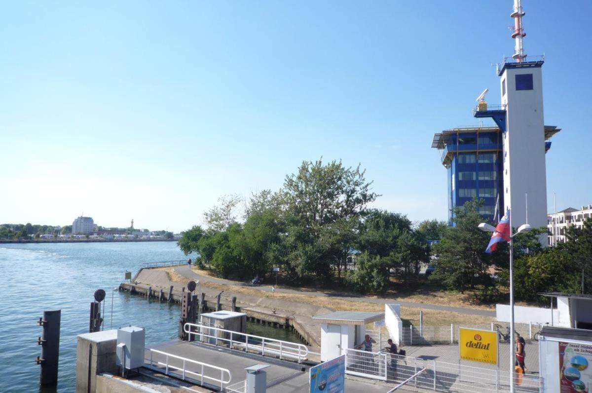 Lotsenhaus/Ostseetoern روستوك المظهر الخارجي الصورة