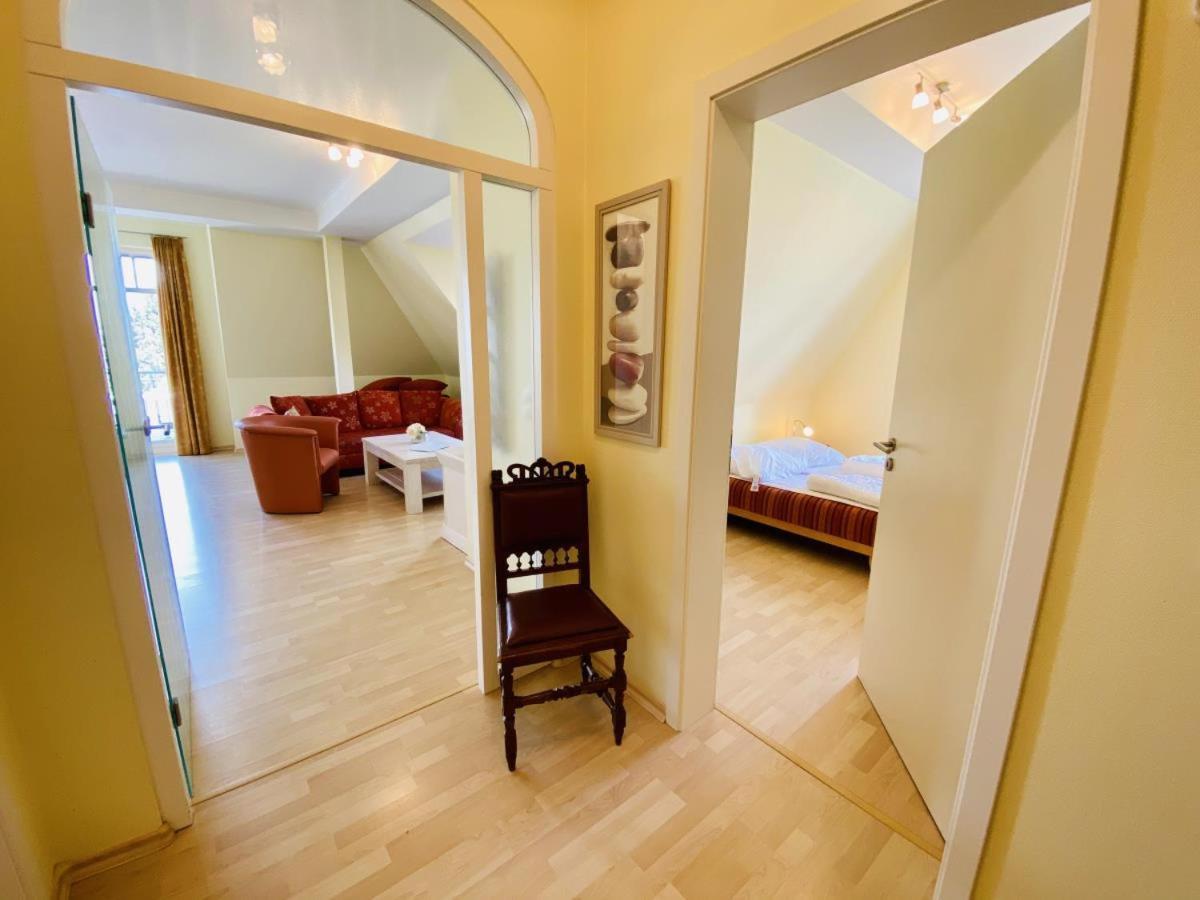 Lotsenhaus/Ostseetoern روستوك المظهر الخارجي الصورة